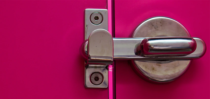 Childproof Gate Lock in Belleville, New Jersey